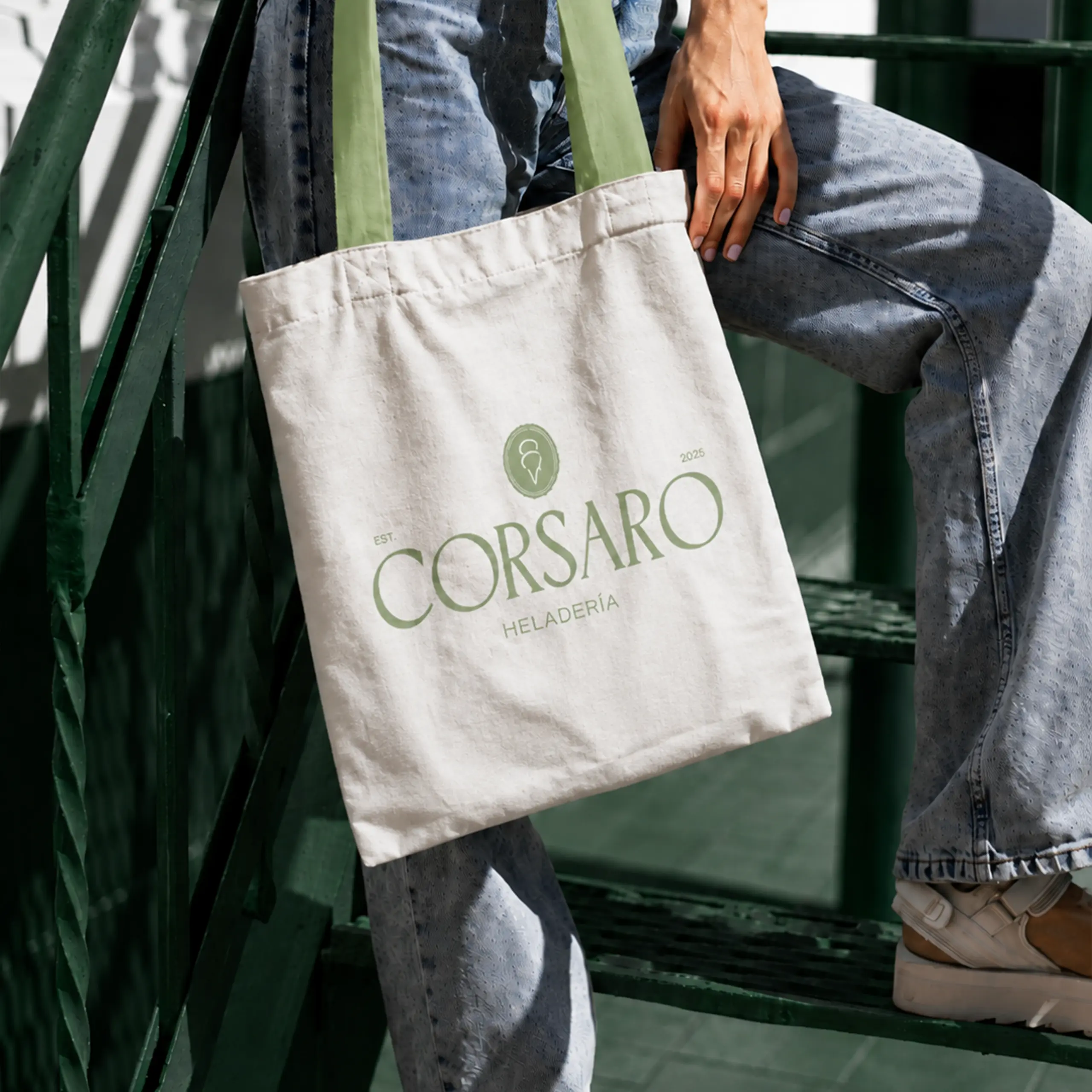 quad-multimedia-corsaro-branding3-2